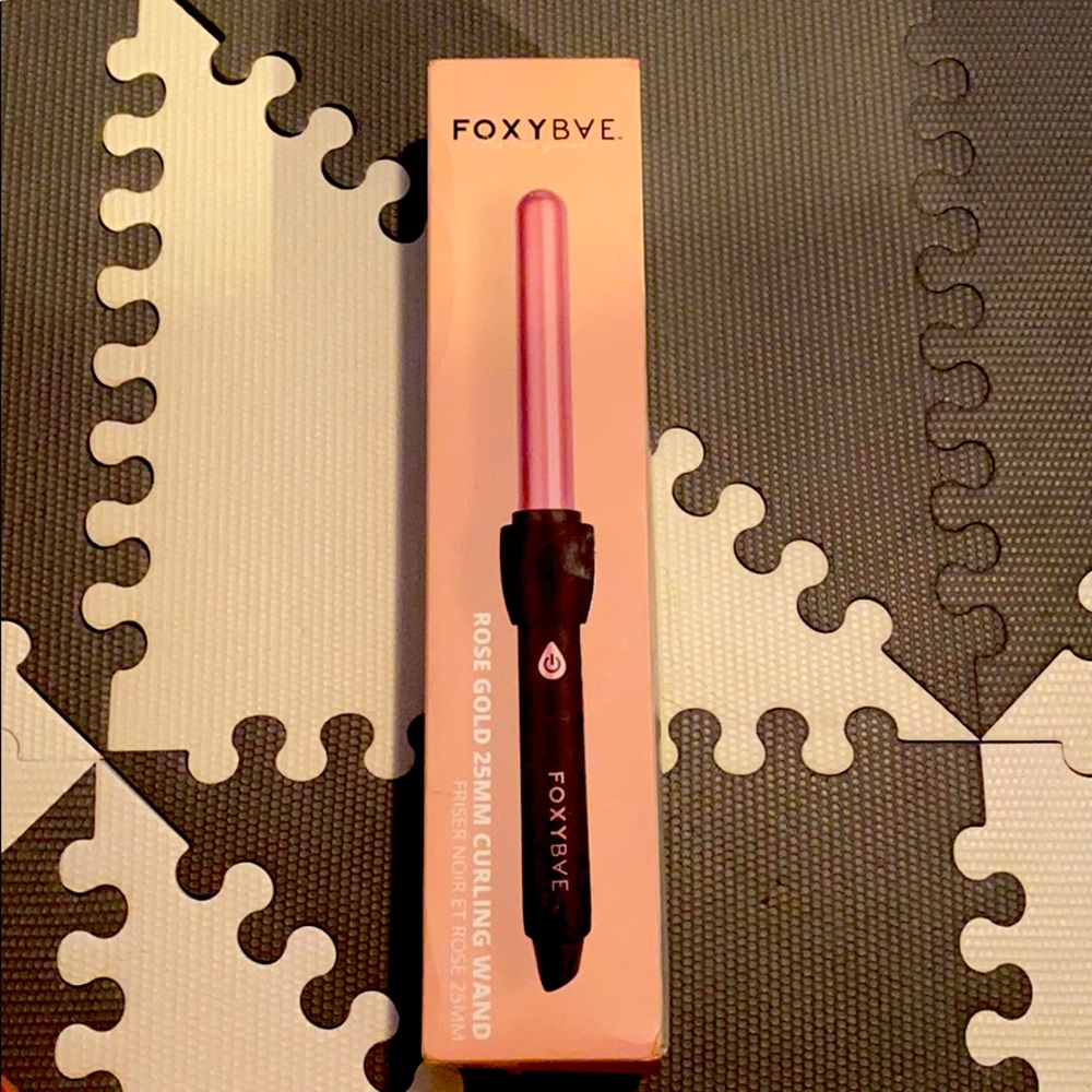 Foxybae rose gold 25mm curling wand